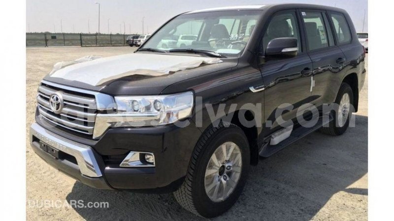 Big with watermark toyota land cruiser east mahe import dubai 5696