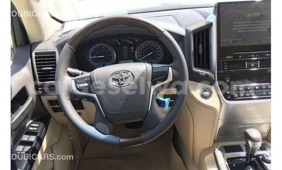 Buy Import Toyota Land Cruiser Black Car in Import - Dubai in East Mahé Buy Import Toyota Land Cruiser Black Car in Import - Dubai in East Mahé