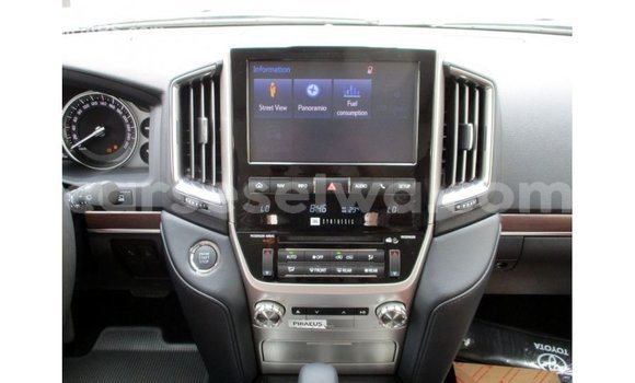 Buy Import Toyota Land Cruiser Black Car in Import - Dubai in East Mahé Buy Import Toyota Land Cruiser Black Car in Import - Dubai in East Mahé