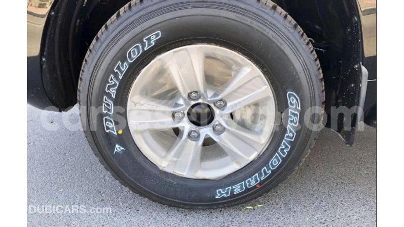 Big with watermark toyota land cruiser east mahe import dubai 5699