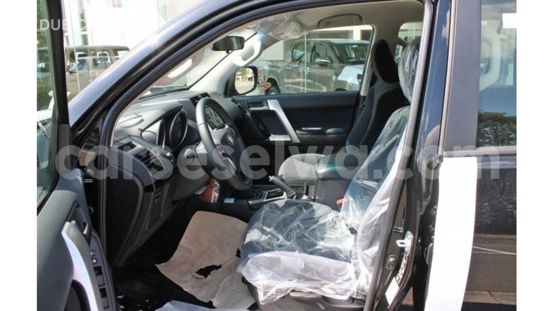 Big with watermark toyota prado east mahe import dubai 5700