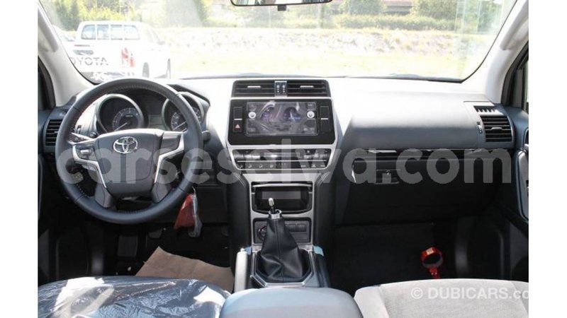 Big with watermark toyota prado east mahe import dubai 5700