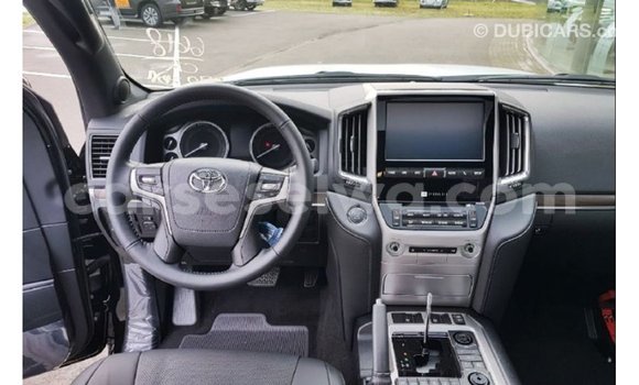 Buy Import Toyota Land Cruiser Black Car in Import - Dubai in East Mahé Buy Import Toyota Land Cruiser Black Car in Import - Dubai in East Mahé