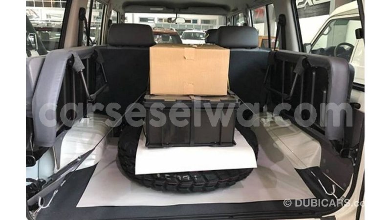 Big with watermark toyota land cruiser east mahe import dubai 5703