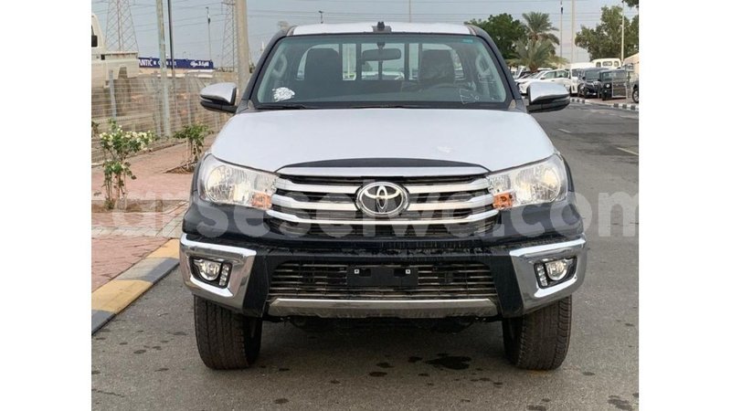 Big with watermark toyota hilux east mahe import dubai 5705