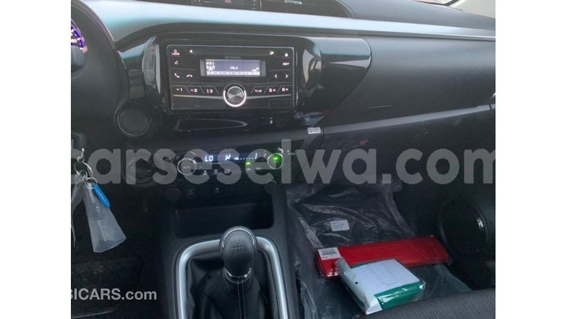 Big with watermark toyota hilux east mahe import dubai 5705