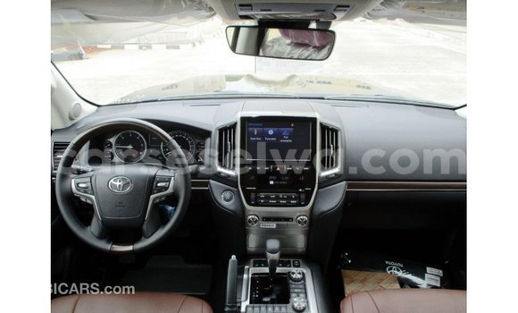 Buy Import Toyota Land Cruiser Black Car in Import - Dubai in East Mahé Buy Import Toyota Land Cruiser Black Car in Import - Dubai in East Mahé