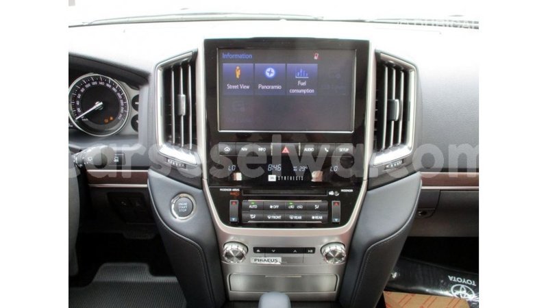 Big with watermark toyota land cruiser east mahe import dubai 5706