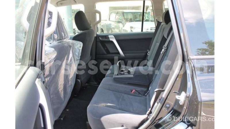 Big with watermark toyota prado east mahe import dubai 5707