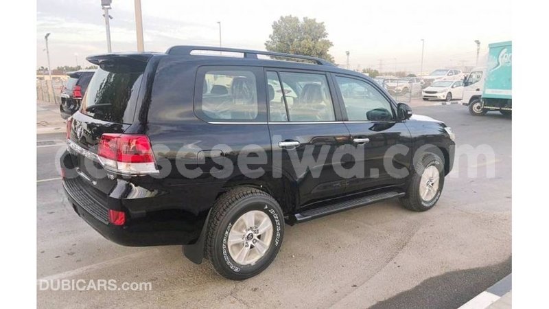 Big with watermark toyota land cruiser east mahe import dubai 5709
