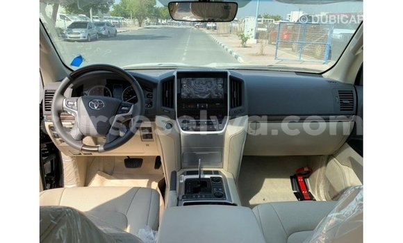 Buy Import Toyota Land Cruiser Black Car in Import - Dubai in East Mahé Buy Import Toyota Land Cruiser Black Car in Import - Dubai in East Mahé