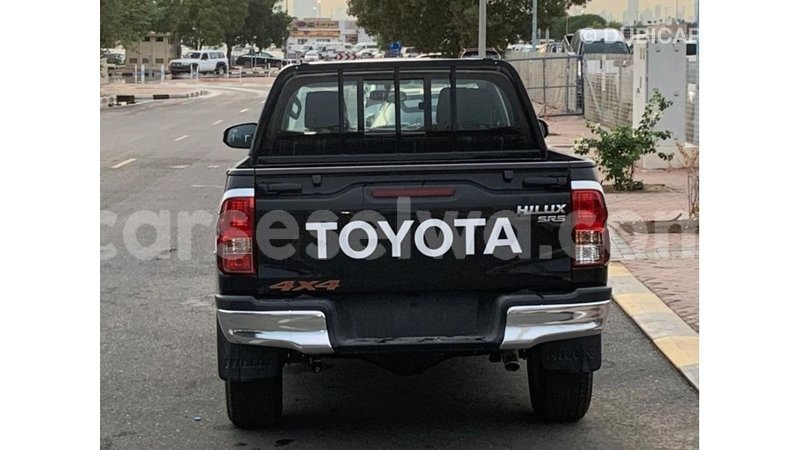 Big with watermark toyota hilux east mahe import dubai 5714