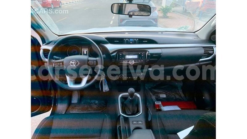 Big with watermark toyota hilux east mahe import dubai 5714