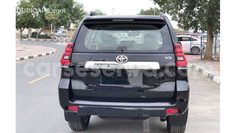 Big with watermark toyota prado east mahe import dubai 5717