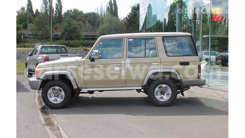 Big with watermark toyota land cruiser east mahe import dubai 5718