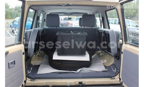 Buy Import Toyota Land Cruiser Beige Car in Import - Dubai in East Mahé Buy Import Toyota Land Cruiser Beige Car in Import - Dubai in East Mahé