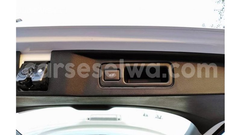 Big with watermark toyota fortuner east mahe import dubai 5719