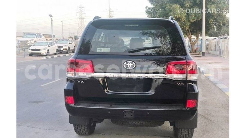 Big with watermark toyota land cruiser east mahe import dubai 5723