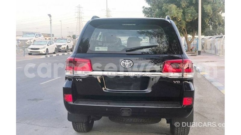 Big with watermark toyota land cruiser east mahe import dubai 5723