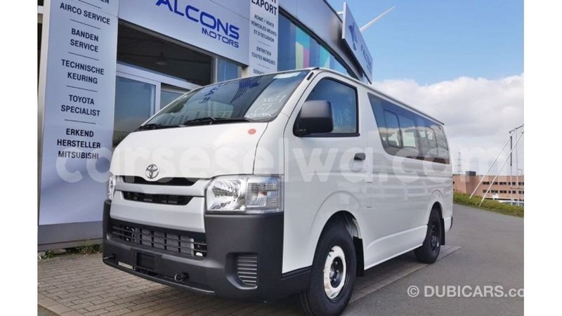Big with watermark toyota hiace east mahe import dubai 5724