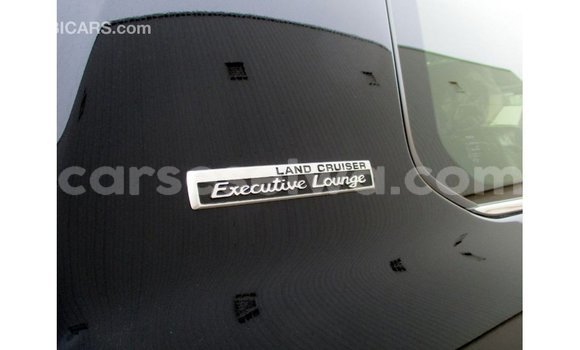 Buy Import Toyota Land Cruiser Black Car in Import - Dubai in East Mahé Buy Import Toyota Land Cruiser Black Car in Import - Dubai in East Mahé