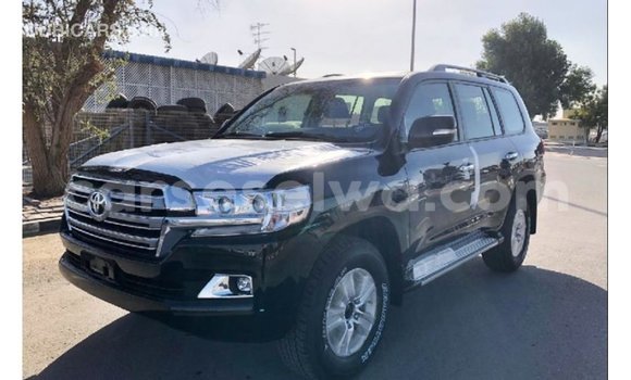 Buy Import Toyota Land Cruiser Black Car in Import - Dubai in East Mahé Buy Import Toyota Land Cruiser Black Car in Import - Dubai in East Mahé