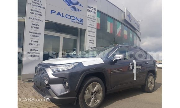 Buy Import Toyota Ade Other Truck in Import - Dubai in East Mahé Buy Import Toyota Ade Other Truck in Import - Dubai in East Mahé