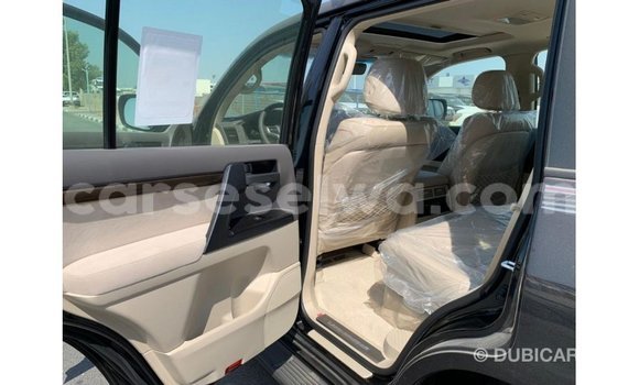Buy Import Toyota Land Cruiser Black Car in Import - Dubai in East Mahé Buy Import Toyota Land Cruiser Black Car in Import - Dubai in East Mahé