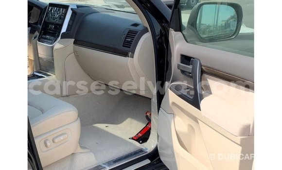 Buy Import Toyota Land Cruiser Black Car in Import - Dubai in East Mahé Buy Import Toyota Land Cruiser Black Car in Import - Dubai in East Mahé