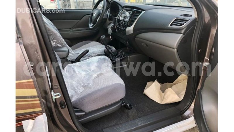 Big with watermark mitsubishi l200 east mahe import dubai 5732