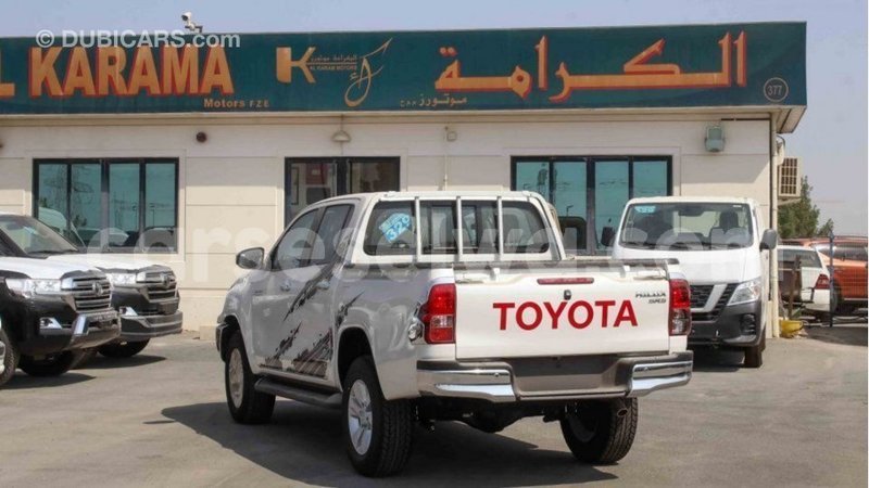 Big with watermark toyota hilux east mahe import dubai 5737