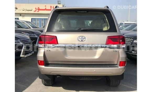 Buy Import Toyota Land Cruiser Other Car in Import - Dubai in East Mahé Buy Import Toyota Land Cruiser Other Car in Import - Dubai in East Mahé