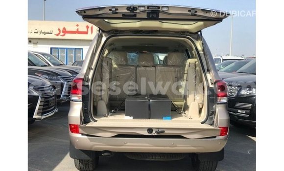 Buy Import Toyota Land Cruiser Other Car in Import - Dubai in East Mahé Buy Import Toyota Land Cruiser Other Car in Import - Dubai in East Mahé