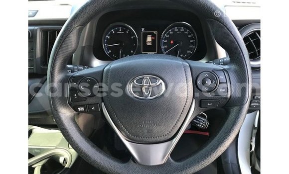 Buy Import Toyota Ade White Truck in Import - Dubai in East Mahé Buy Import Toyota Ade White Truck in Import - Dubai in East Mahé