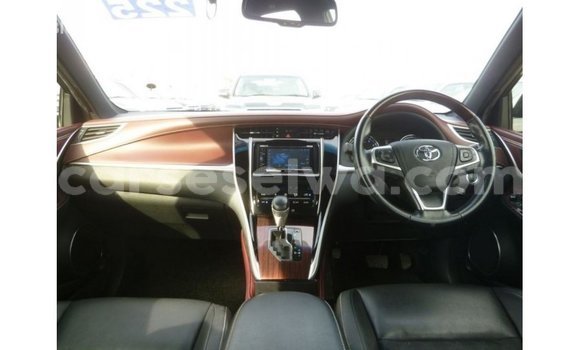 Buy Import Toyota Harrier Brown Car in Import - Dubai in East Mahé Buy Import Toyota Harrier Brown Car in Import - Dubai in East Mahé
