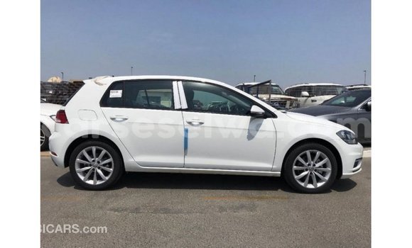 Buy Import Volkswagen Golf White Car in Import - Dubai in East Mahé Buy Import Volkswagen Golf White Car in Import - Dubai in East Mahé