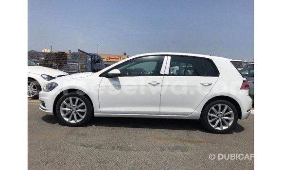 Buy Import Volkswagen Golf White Car in Import - Dubai in East Mahé Buy Import Volkswagen Golf White Car in Import - Dubai in East Mahé