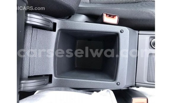 Buy Import Volkswagen Golf White Car in Import - Dubai in East Mahé Buy Import Volkswagen Golf White Car in Import - Dubai in East Mahé