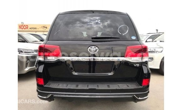 Buy Import Toyota Land Cruiser Black Car in Import - Dubai in East Mahé Buy Import Toyota Land Cruiser Black Car in Import - Dubai in East Mahé