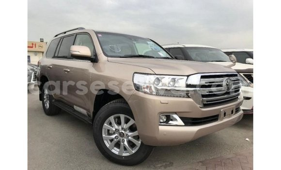 Buy Import Toyota Land Cruiser Other Car in Import - Dubai in East Mahé Buy Import Toyota Land Cruiser Other Car in Import - Dubai in East Mahé