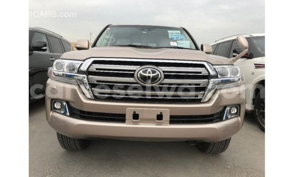 Buy Import Toyota Land Cruiser Other Car in Import - Dubai in East Mahé Buy Import Toyota Land Cruiser Other Car in Import - Dubai in East Mahé