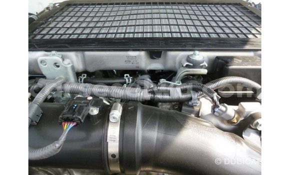 Buy Import Toyota Land Cruiser White Car in Import - Dubai in East Mahé Buy Import Toyota Land Cruiser White Car in Import - Dubai in East Mahé