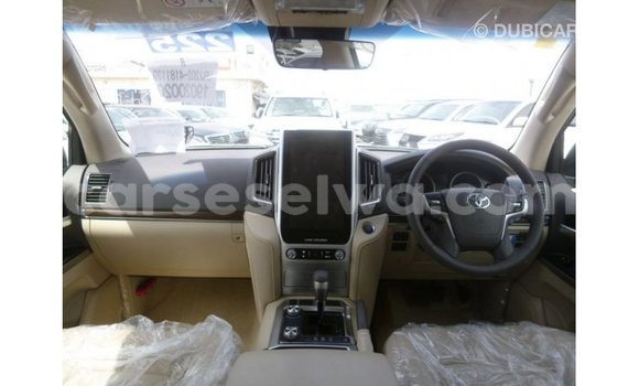 Buy Import Toyota Land Cruiser Black Car in Import - Dubai in East Mahé Buy Import Toyota Land Cruiser Black Car in Import - Dubai in East Mahé