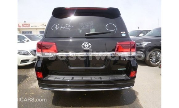 Buy Import Toyota Land Cruiser Black Car in Import - Dubai in East Mahé Buy Import Toyota Land Cruiser Black Car in Import - Dubai in East Mahé