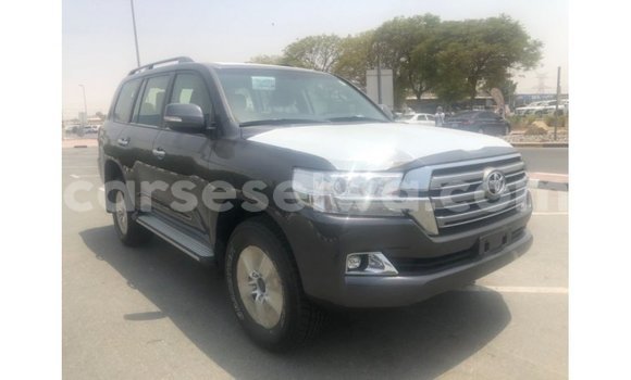 Buy Import Toyota Land Cruiser Other Car in Import - Dubai in East Mahé Buy Import Toyota Land Cruiser Other Car in Import - Dubai in East Mahé
