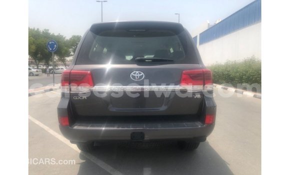 Buy Import Toyota Land Cruiser Other Car in Import - Dubai in East Mahé Buy Import Toyota Land Cruiser Other Car in Import - Dubai in East Mahé