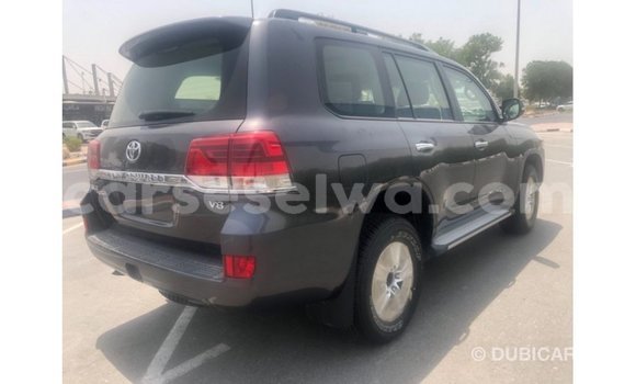 Buy Import Toyota Land Cruiser Other Car in Import - Dubai in East Mahé Buy Import Toyota Land Cruiser Other Car in Import - Dubai in East Mahé