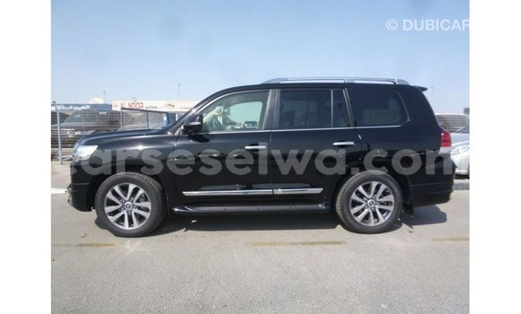 Buy Import Toyota Land Cruiser Black Car in Import - Dubai in East Mahé Buy Import Toyota Land Cruiser Black Car in Import - Dubai in East Mahé