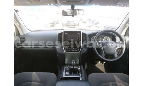 Buy Import Toyota Land Cruiser Black Car in Import - Dubai in East Mahé Buy Import Toyota Land Cruiser Black Car in Import - Dubai in East Mahé