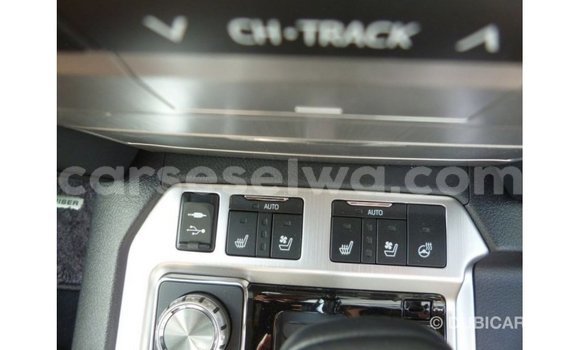 Buy Import Toyota Land Cruiser White Car in Import - Dubai in East Mahé Buy Import Toyota Land Cruiser White Car in Import - Dubai in East Mahé